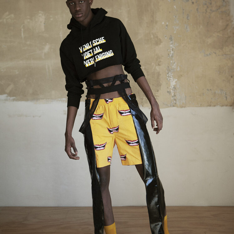 Irene Heldens X Calico Jack RE-DESIGN sustainable fashion collection - Will Falize - Vvv sweater - Smiling pants